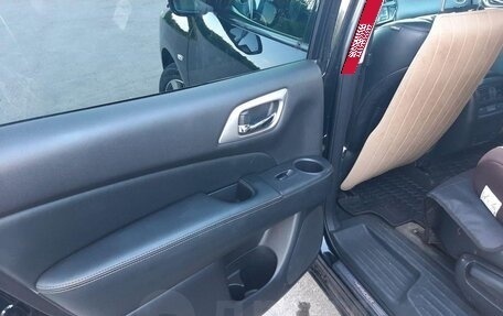 Nissan Pathfinder, 2014 год, 1 700 000 рублей, 19 фотография