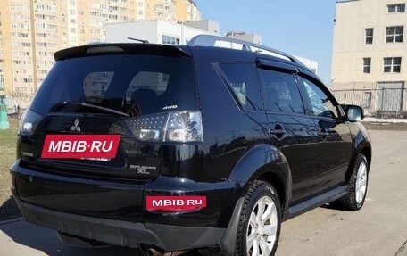 Mitsubishi Outlander III рестайлинг 3, 2010 год, 1 200 000 рублей, 4 фотография
