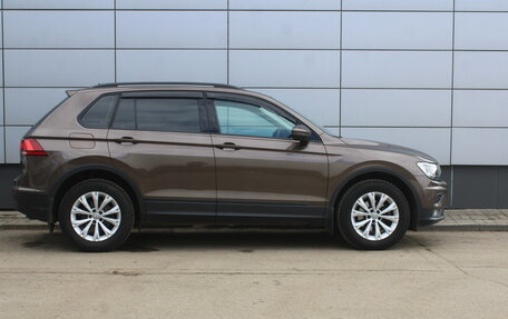 Volkswagen Tiguan II, 2020 год, 2 289 000 рублей, 4 фотография