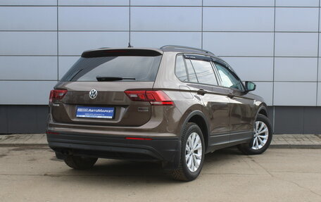 Volkswagen Tiguan II, 2020 год, 2 289 000 рублей, 6 фотография