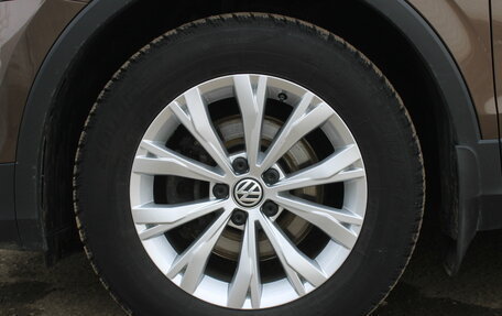 Volkswagen Tiguan II, 2020 год, 2 289 000 рублей, 14 фотография