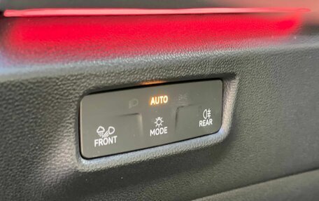 Volkswagen Tiguan, 2025 год, 4 890 000 рублей, 9 фотография