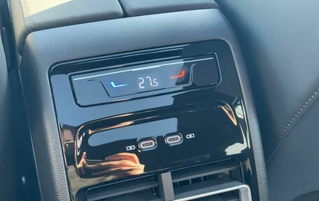 Volkswagen Tiguan, 2025 год, 4 890 000 рублей, 26 фотография