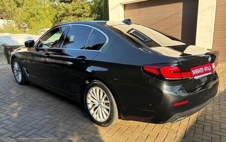 BMW 5 серия, 2021 год, 4 860 000 рублей, 8 фотография