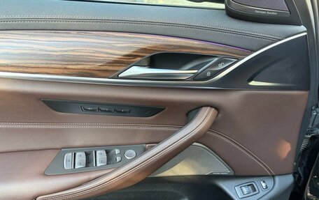 BMW 5 серия, 2021 год, 4 860 000 рублей, 13 фотография