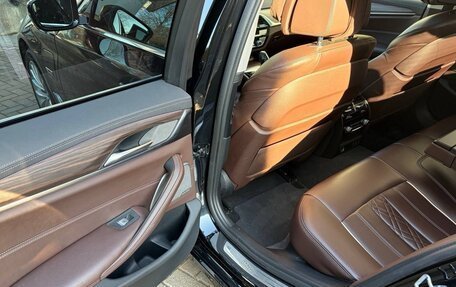 BMW 5 серия, 2021 год, 4 860 000 рублей, 15 фотография