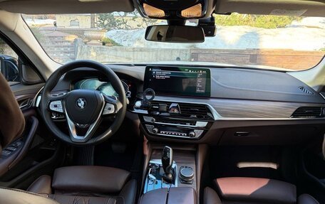 BMW 5 серия, 2021 год, 4 860 000 рублей, 20 фотография