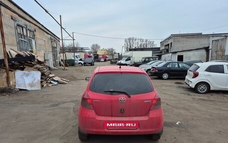 Toyota Yaris III рестайлинг, 2007 год, 309 000 рублей, 5 фотография