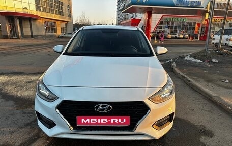 Hyundai Solaris II рестайлинг, 2019 год, 1 240 000 рублей, 1 фотография