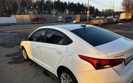 Hyundai Solaris II рестайлинг, 2019 год, 1 240 000 рублей, 3 фотография