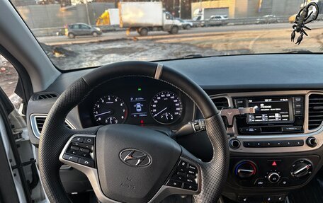 Hyundai Solaris II рестайлинг, 2019 год, 1 240 000 рублей, 7 фотография