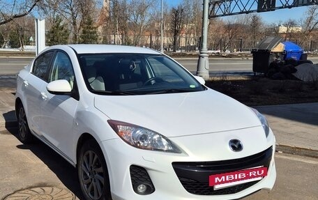 Mazda 3, 2012 год, 1 500 000 рублей, 2 фотография