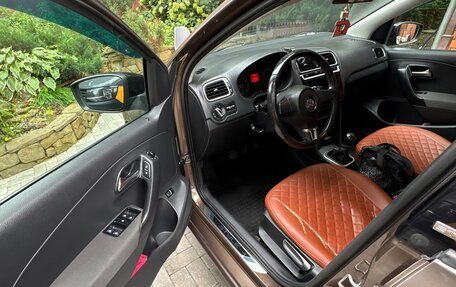 Volkswagen Polo VI (EU Market), 2014 год, 700 000 рублей, 2 фотография