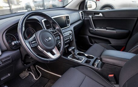 KIA Sportage IV рестайлинг, 2021 год, 2 399 700 рублей, 5 фотография