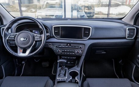 KIA Sportage IV рестайлинг, 2021 год, 2 399 700 рублей, 7 фотография