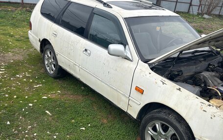 Toyota Camry, 1992 год, 180 000 рублей, 2 фотография