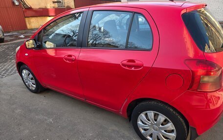 Toyota Yaris III рестайлинг, 2008 год, 450 000 рублей, 4 фотография