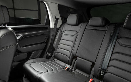 Volkswagen Touareg III, 2025 год, 12 100 000 рублей, 18 фотография