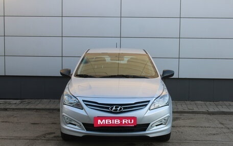 Hyundai Solaris II рестайлинг, 2015 год, 1 035 000 рублей, 2 фотография