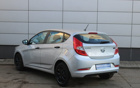 Hyundai Solaris II рестайлинг, 2015 год, 1 035 000 рублей, 8 фотография