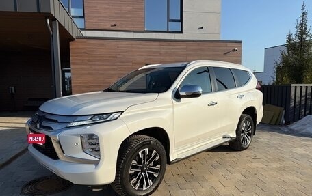 Mitsubishi Pajero Sport III рестайлинг, 2021 год, 4 200 000 рублей, 1 фотография