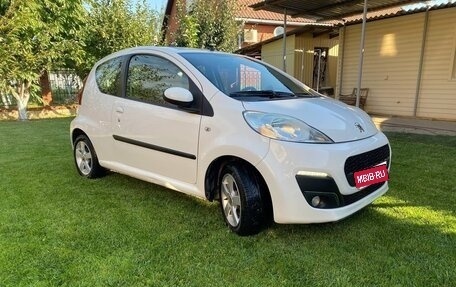 Peugeot 107 I рестайлинг, 2012 год, 485 000 рублей, 1 фотография