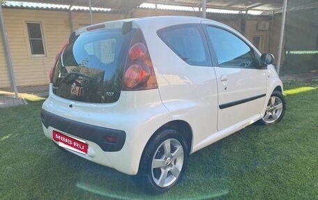 Peugeot 107 I рестайлинг, 2012 год, 485 000 рублей, 2 фотография