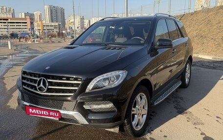 Mercedes-Benz M-Класс, 2012 год, 2 200 000 рублей, 3 фотография