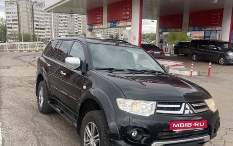 Mitsubishi Pajero Sport II рестайлинг, 2014 год, 1 500 000 рублей, 2 фотография