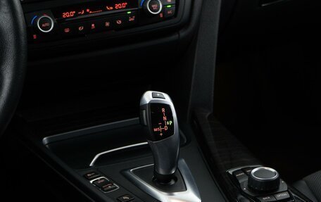 BMW 3 серия, 2016 год, 2 043 055 рублей, 15 фотография