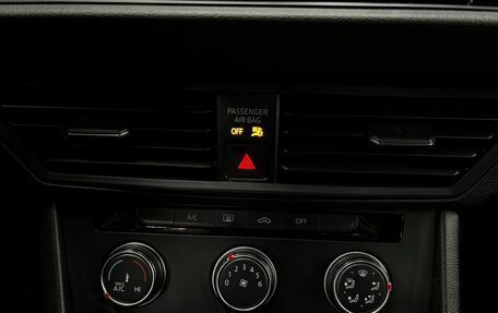 Volkswagen Jetta VII, 2019 год, 1 479 900 рублей, 17 фотография