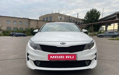 KIA Optima IV, 2018 год, 1 100 000 рублей, 12 фотография