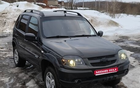 Chevrolet Niva I рестайлинг, 2014 год, 680 000 рублей, 1 фотография