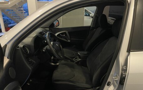 Toyota RAV4, 2009 год, 1 015 000 рублей, 32 фотография