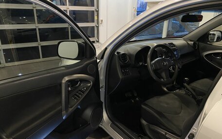 Toyota RAV4, 2009 год, 1 015 000 рублей, 37 фотография