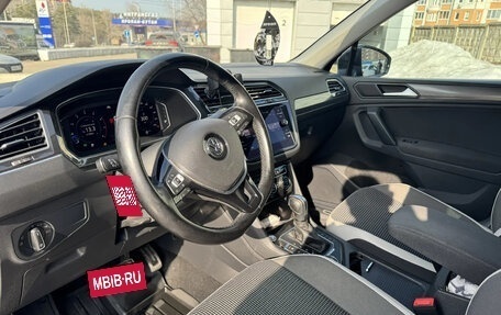 Volkswagen Tiguan II, 2020 год, 2 900 000 рублей, 5 фотография