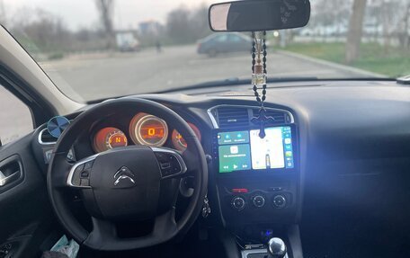 Citroen C4 II рестайлинг, 2011 год, 700 000 рублей, 10 фотография