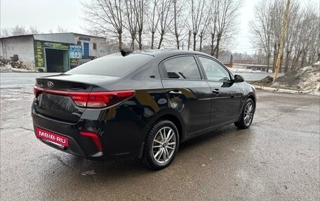 KIA Rio IV, 2018 год, 1 250 000 рублей, 3 фотография