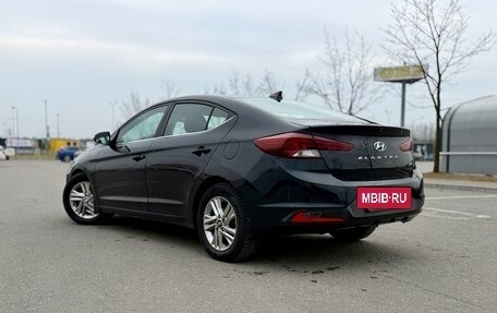 Hyundai Elantra VI рестайлинг, 2019 год, 935 000 рублей, 5 фотография