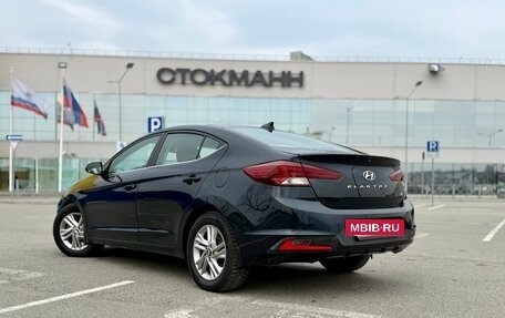 Hyundai Elantra VI рестайлинг, 2019 год, 935 000 рублей, 8 фотография