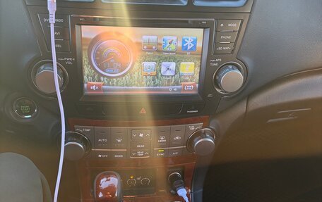 Toyota Highlander III, 2011 год, 2 450 000 рублей, 7 фотография