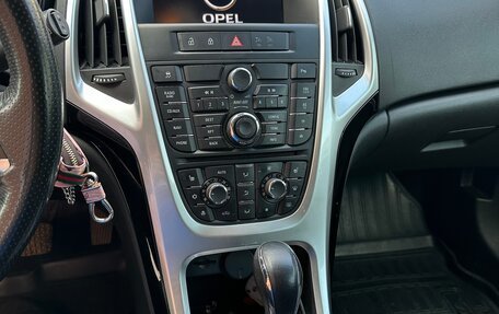 Opel Astra J, 2013 год, 1 210 000 рублей, 10 фотография