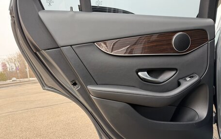 Mercedes-Benz GLC, 2017 год, 3 350 000 рублей, 32 фотография