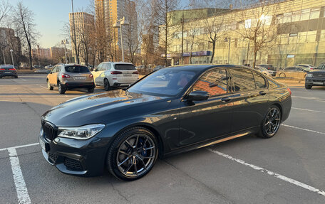 BMW 7 серия, 2018 год, 5 800 000 рублей, 2 фотография