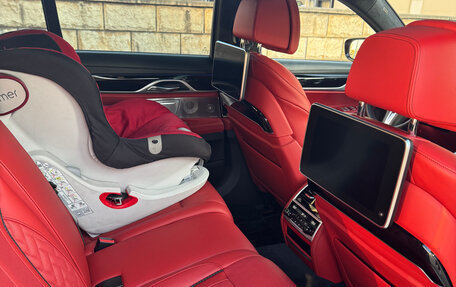 BMW 7 серия, 2018 год, 5 800 000 рублей, 16 фотография