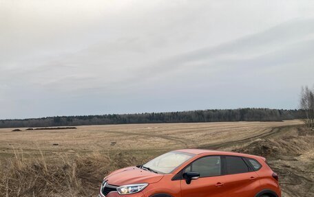 Renault Kaptur I рестайлинг, 2017 год, 1 130 000 рублей, 2 фотография