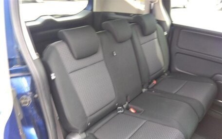 Honda Freed II, 2017 год, 1 550 000 рублей, 7 фотография