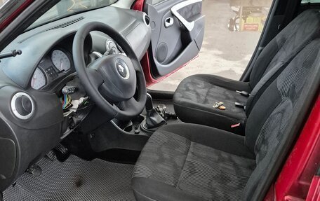 Renault Logan I, 2010 год, 380 000 рублей, 20 фотография