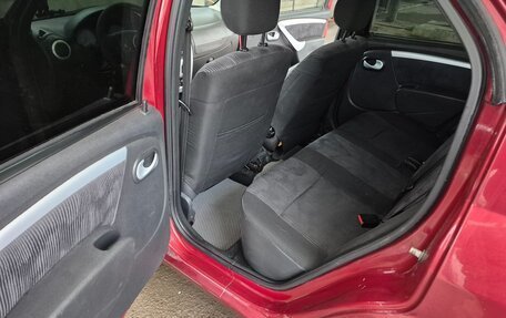 Renault Logan I, 2010 год, 380 000 рублей, 19 фотография