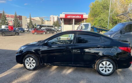 Hyundai Solaris II рестайлинг, 2011 год, 519 000 рублей, 3 фотография